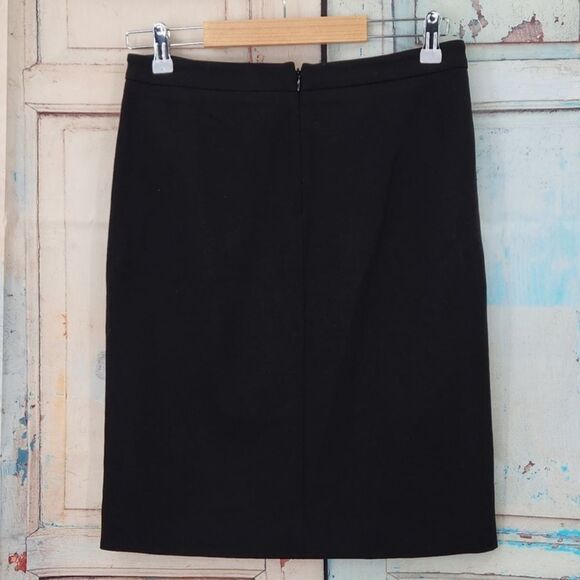 Diane Von Furstenberg Wool Blend Black Floral Lace Pencil Skirt Size 8 - Picture 6 of 9